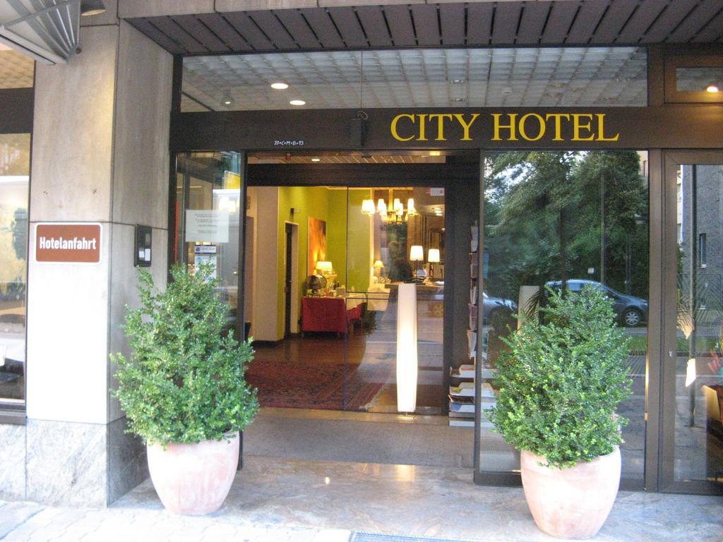 Binnewies City Hotel Нойс Екстериор снимка